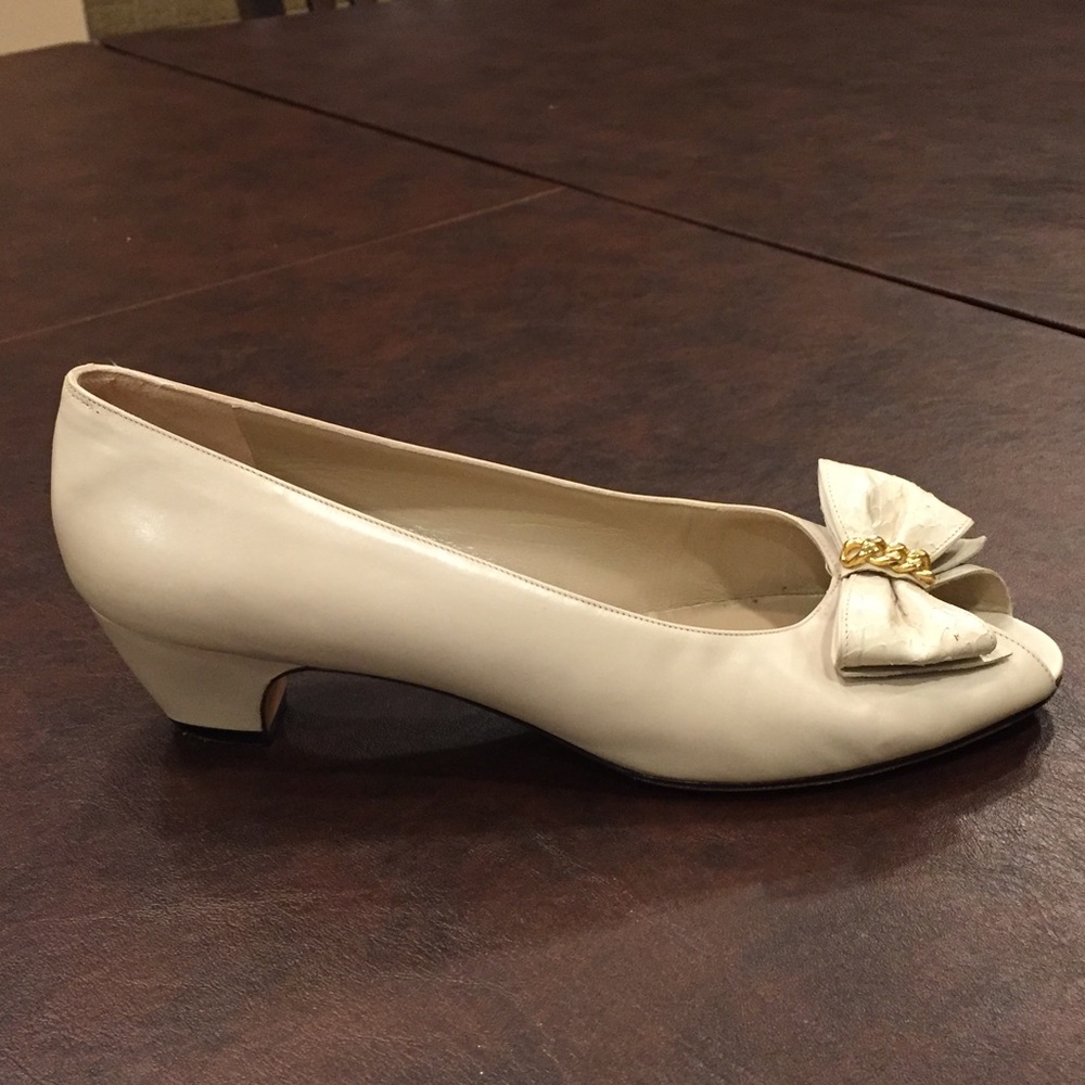 Salvatore Ferragamo heels - Picture 7 of 7